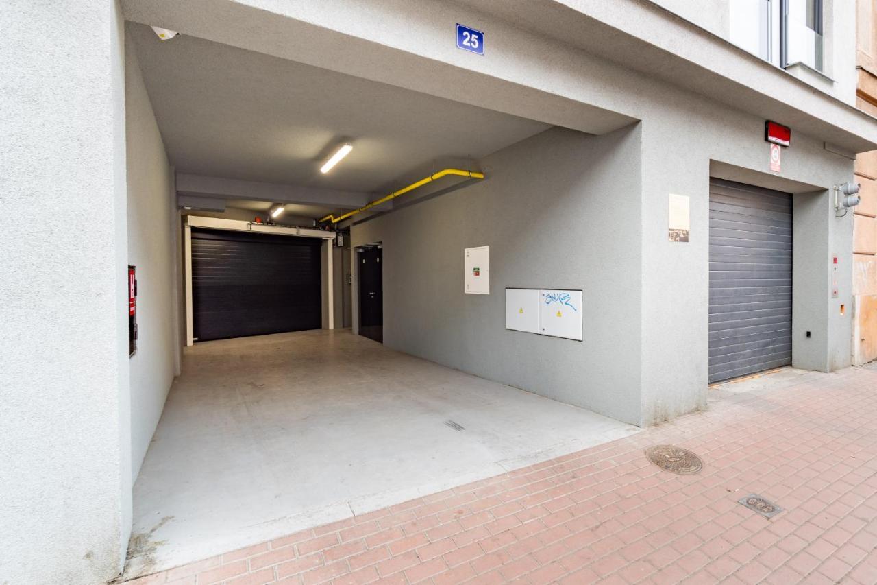 Brand New Studio Apartment # 42 In Brand New Building With Free Parking In The Center Prague Exterior photo